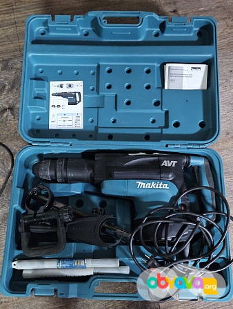 Продам перфоратор Makita HR5211C Анадырь - изображение 1