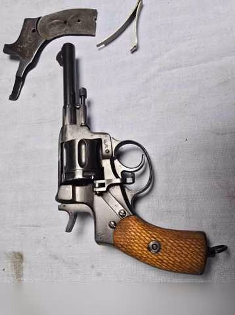 Продам: наган сигнальный Р2 1941 год