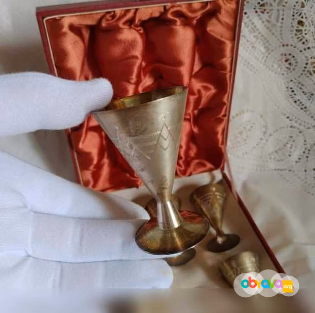 Продам: набор серебряных стопок 875 пробы СССР