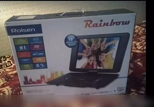 Продам: автомобильный DVD-проигрыватель Rolsen в Набережных Челнах