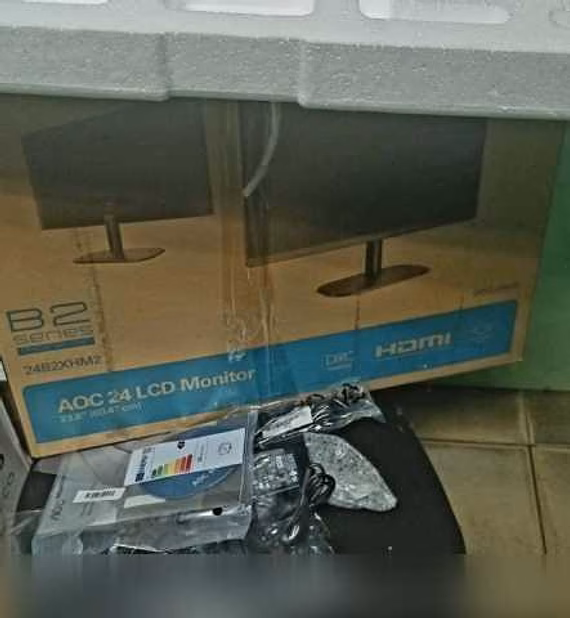 Продам: монитор Aoc 24b2xhm2