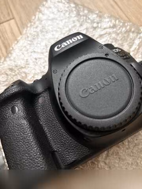 Продам: Canon EOS 6d Mark ii body
