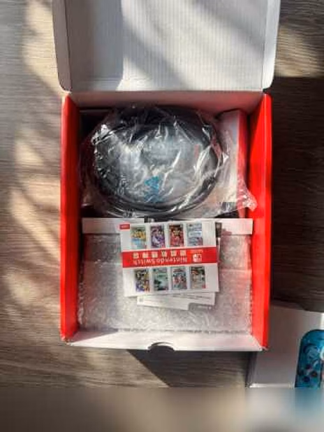 Продам: Nintendo Switch oled
