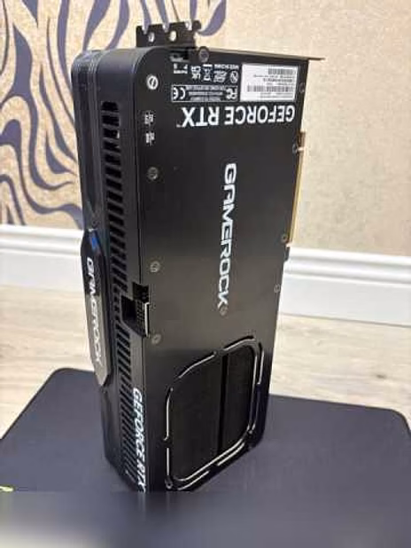Продам: Palit GeForce RTX 5080 GameRock OC 16GB