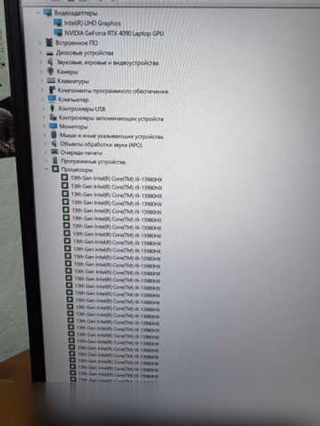 Продам: царский MSI 17”2.5K 240HZ/i9-13980HX/RTX