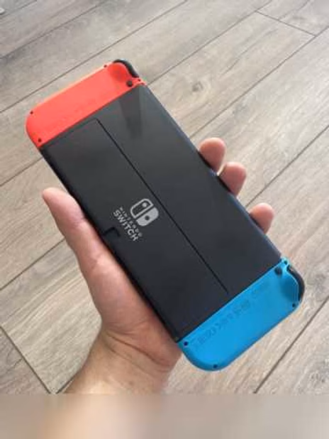 Продам: Nintendo switch OLED