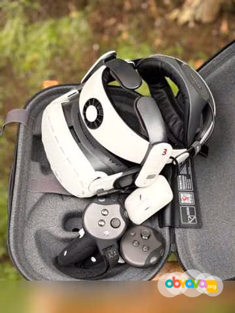 Продам: Vr-шлем Quest 3 с набором аксессуаров