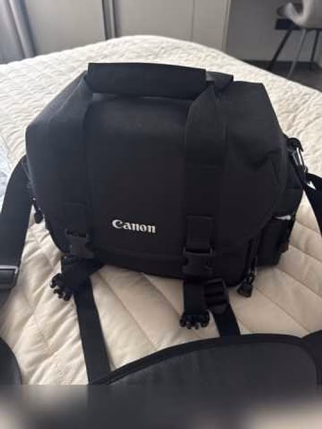 Продам: фотоаппарат Canon EOS70D