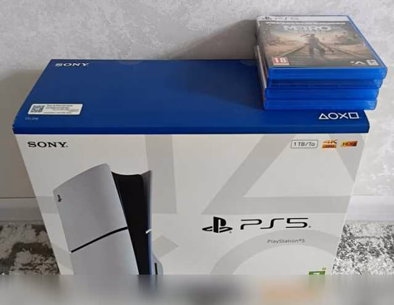 Продам: Sony Playstation 5 slim CFI-2116