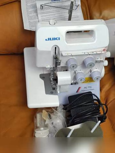 Продам: оверлок Juki и Janome в коробках