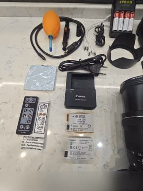 Продам: CANON EOS 650D 18-135 IS STM Japan