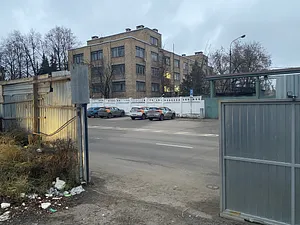 Земельный участок 1300 м2 в аренду