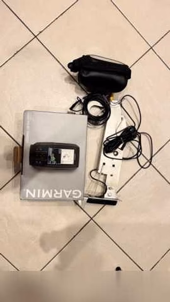 Продам: эхолот garmin striker vivid 4cv с датчик