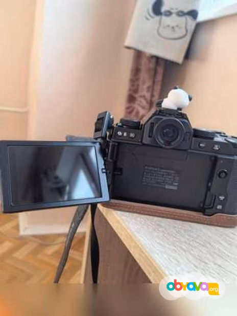 Продам: фотоаппарат Fujifilm X-S10 + 3 объектива