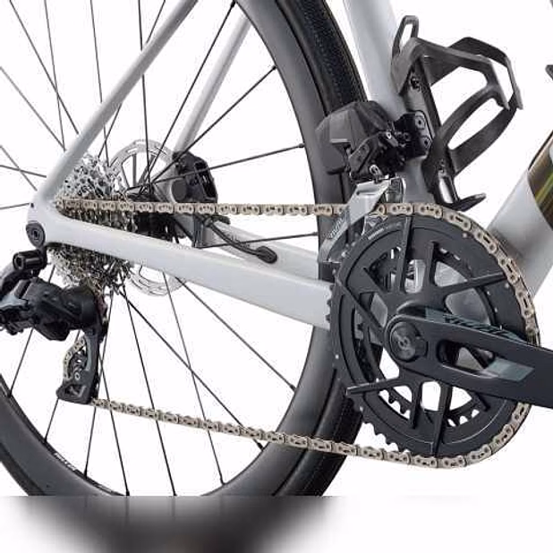 Продам: спортивный велосипед Giant 2026 Giant Defy Advanced Pro 1 Road Bike (KINGCYCLESPORT) в Барнауле