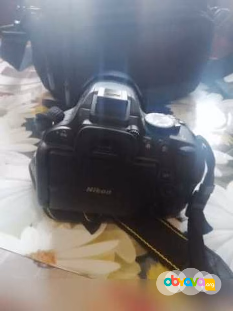 Продам: зеркальный фотоаппарат Nikon D5100