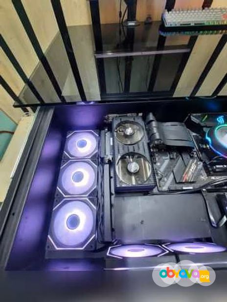 Продам: стол компьютер игровой