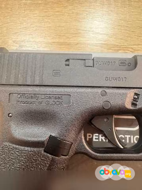 Продам: пневматический GLOCK 17 UMAREX