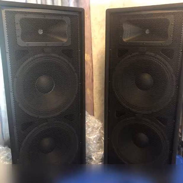 Продам: звуковое оборудование JBL в Москве