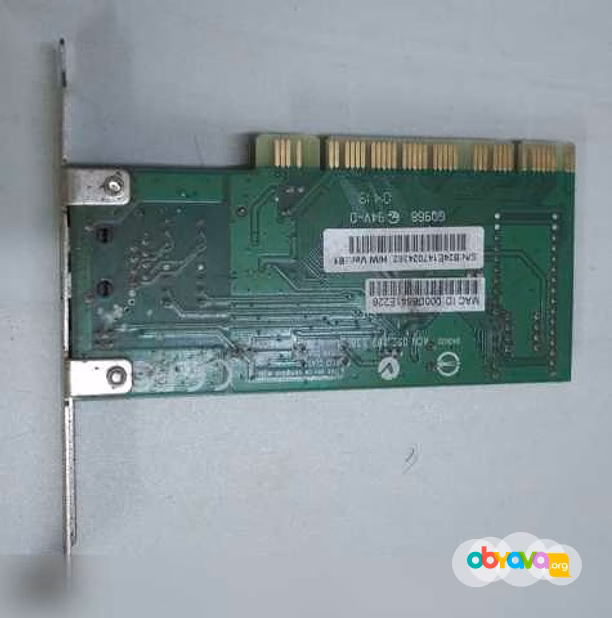 Продам: сетeвая Lan dfe-530 tx+rev.e1 в Сыктывкаре