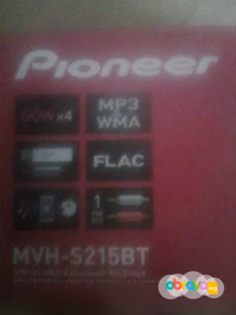 Продам: автомагнитолу Pioneer в Керчи