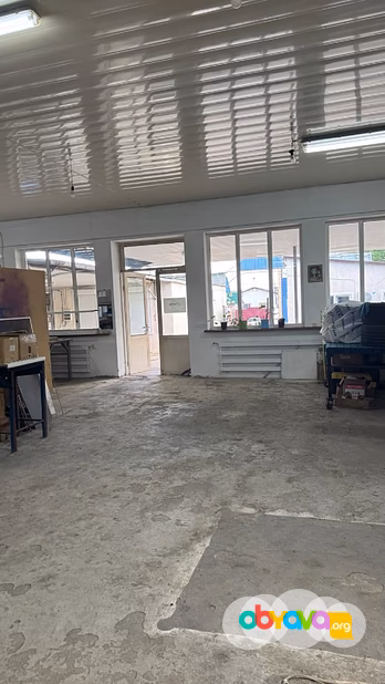Продам здание пл. 225 кв.м., 4 сот., Ставропольский край, с. Курсавка, ул. Стратийчука 94