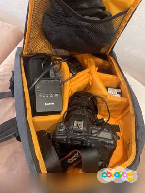 Продам: фотоаппарат Canon Mark 2 5d