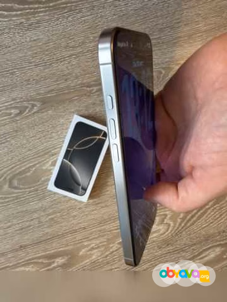 Продам: идеальный iPhone 16 pro max