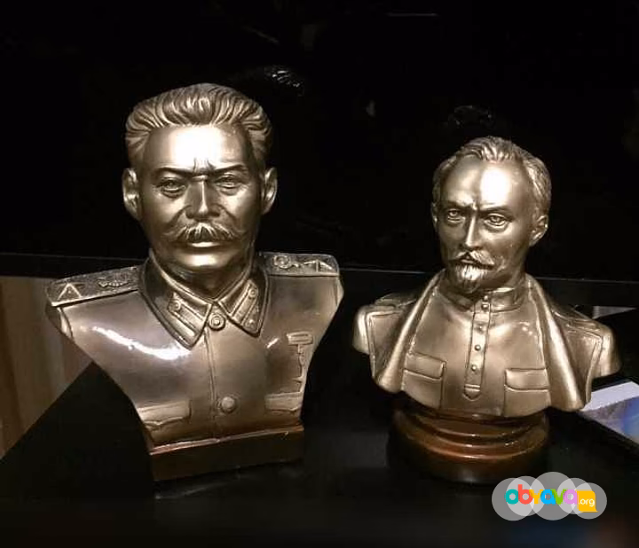 Куплю: бюсты и скульптуры Ленина, Сталина и др. в Волгограде