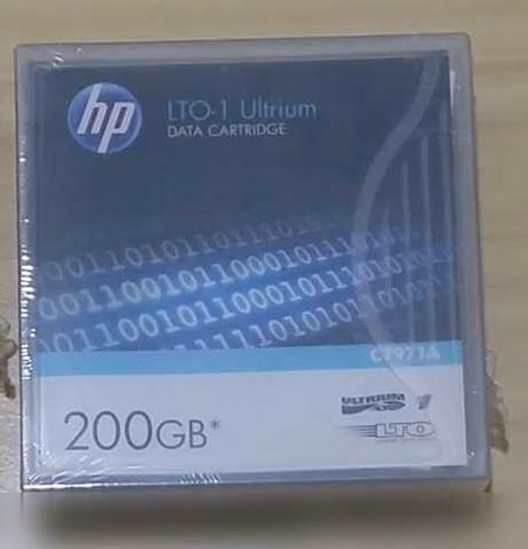 Продам: накопитель HP ленточный картридж накопитель C7971А в Сыктывкаре