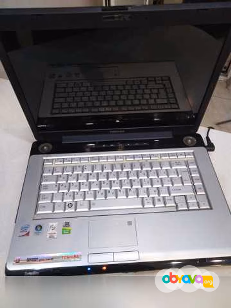 Продам: ноутбук Toshiba Satellite A200-1AE в Москве