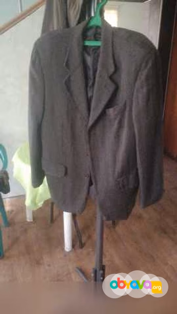 Продам: пиджак и брюки мужские 50 (L) в Омске