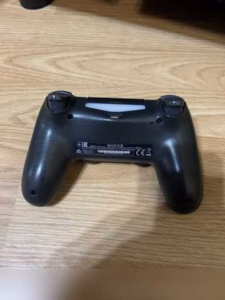 Sony PlayStation 4 pro 1 Tb