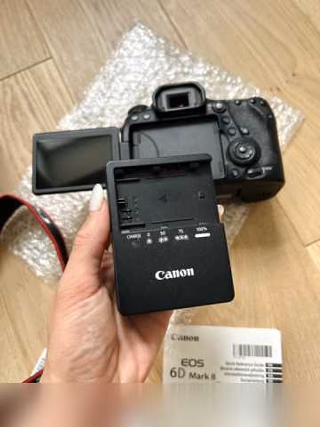 Продам: Canon EOS 6d Mark ii body
