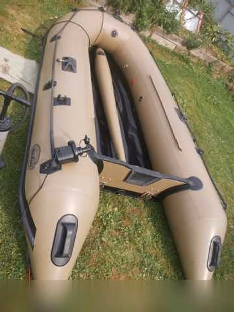 Продам: лодка пвх Badger dusk line 340