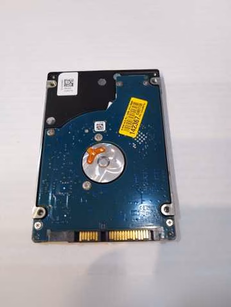 Продам: жесткий диск Seagate SN:WOV65YRX в Москве