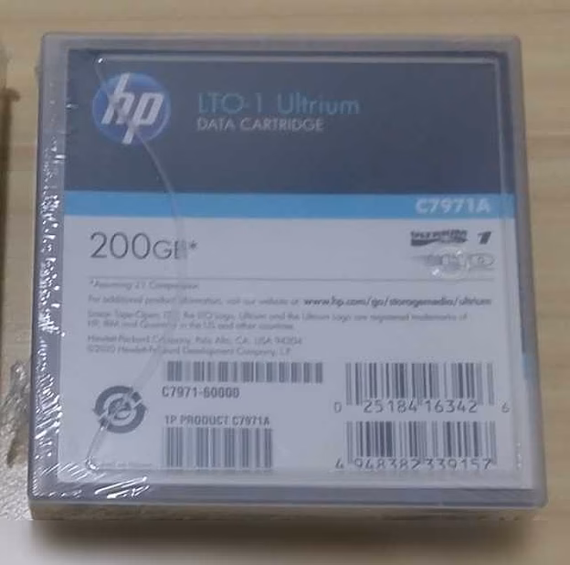 Продам: накопитель HP ленточный картридж накопитель C7971А в Сыктывкаре