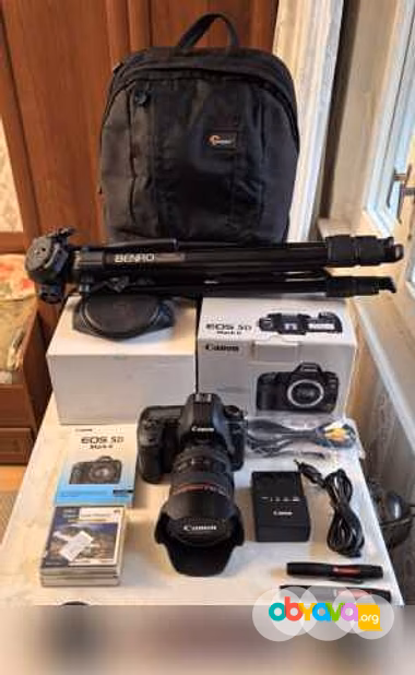 Продам: фотоаппарат Canon 5D Mark II