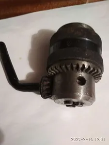 Продам патрон кулачковый сталь на дрель