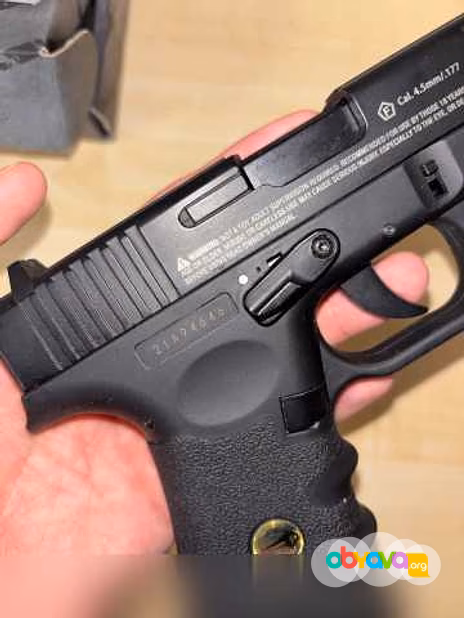 Продам: пневматический пистолет Glock 17 Borner Glock 17 в Симферополе