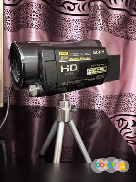 Продам: видеокамера Sony HDR-SR12E