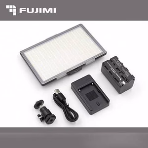 Продам: осветитель Fujimi FJL-SMD520B