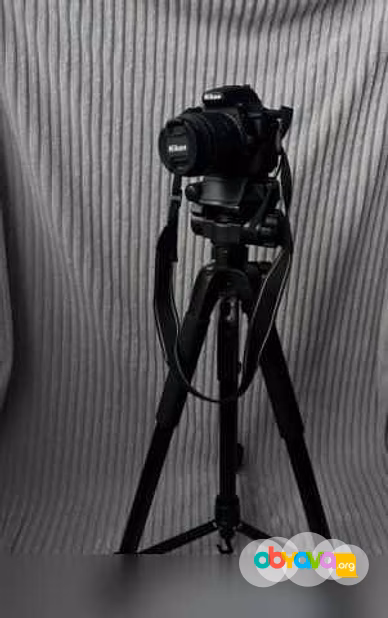 Продам: фотоаппарат nikon d5600