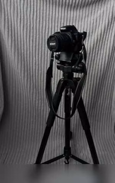 Продам: фотоаппарат nikon d5600