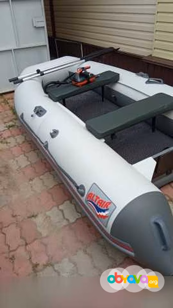 Продам: лодка Altair Pro 320 и мотор Hangkai 6 л в Боре