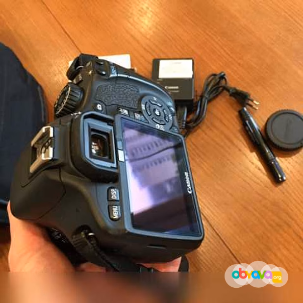 Продам: Canon EOS 550D