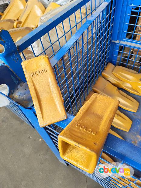 Коронки ковшей миниэкскаваторов Komatsu