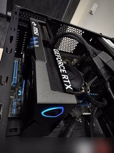 Продам: видеокарта RTX 5060 Ti 16Gb MSI Gaming OC