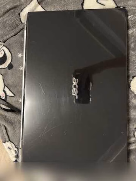 Продам: ноутбук Acer Aspire V3-551 SSD 224 гб