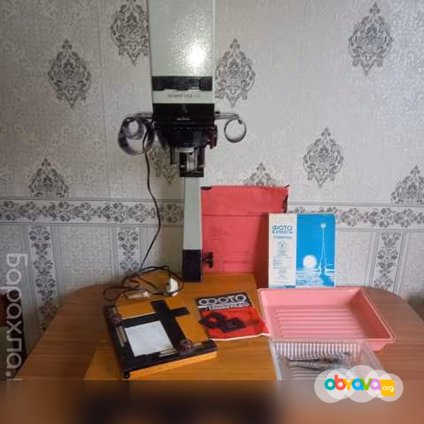 Продам: фотоувеличитель Ленинград-6